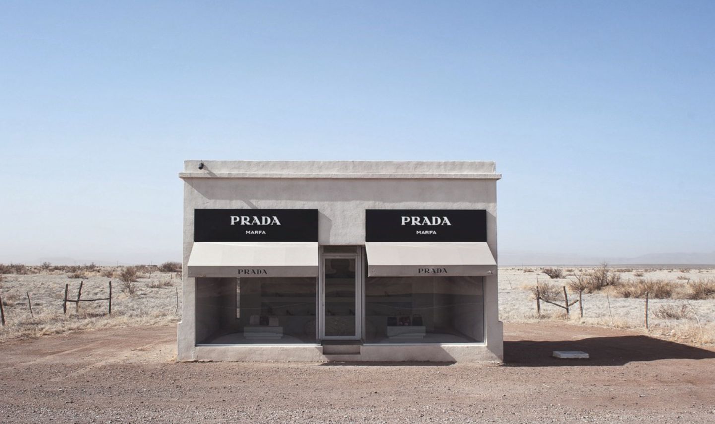 loja no meio do deserto